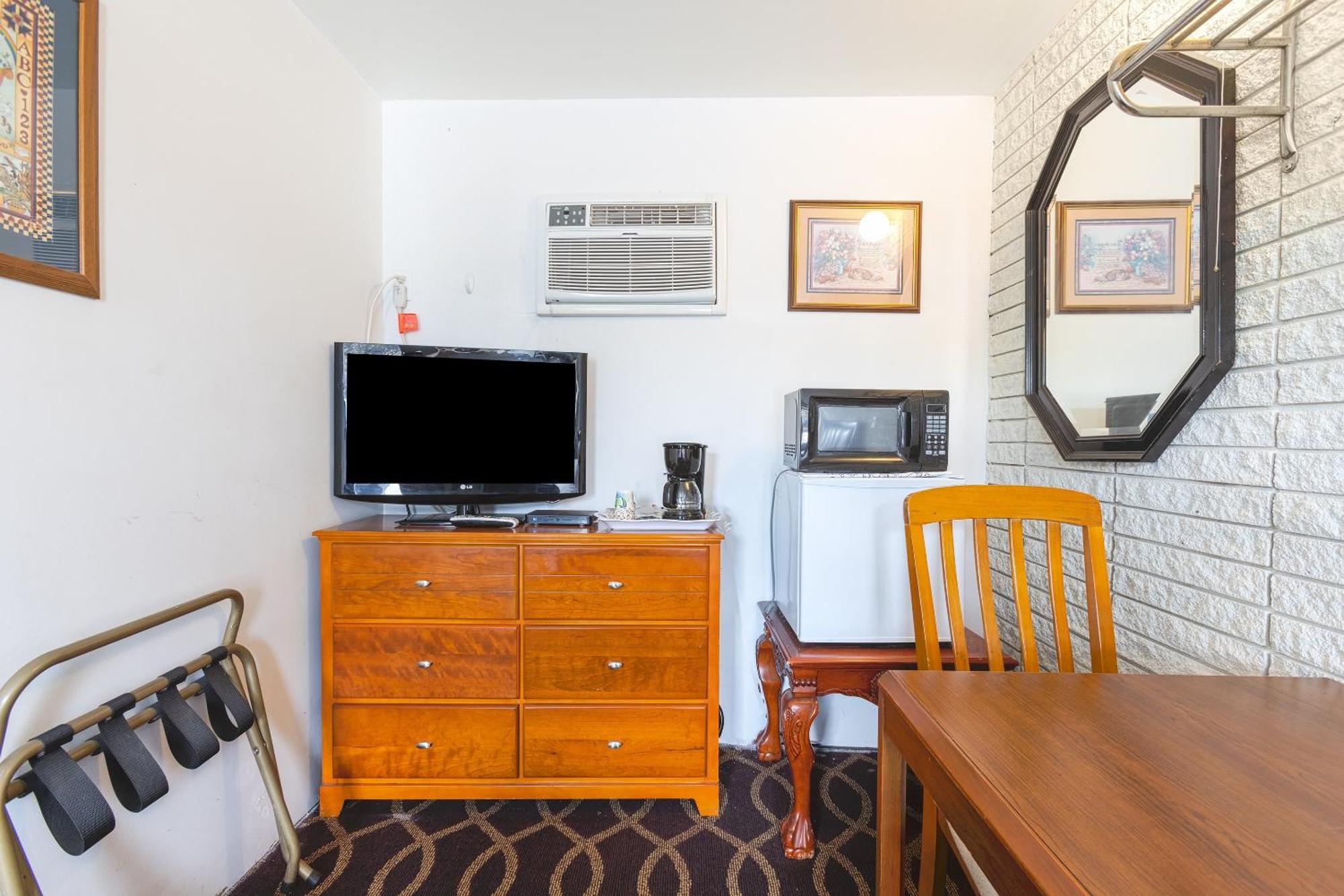 Sonrise Inn Lincoln Hwy By Oyo Breezewood 外观 照片