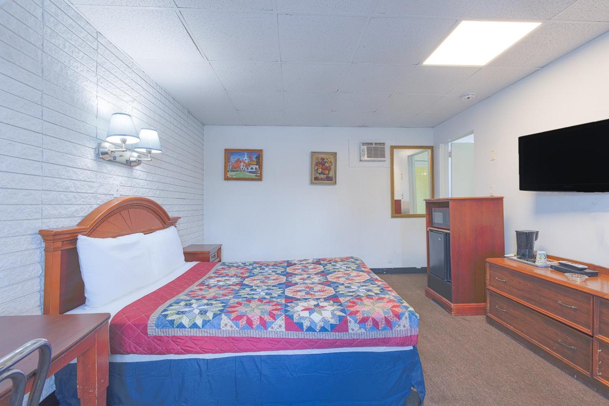 Sonrise Inn Lincoln Hwy By Oyo Breezewood 外观 照片