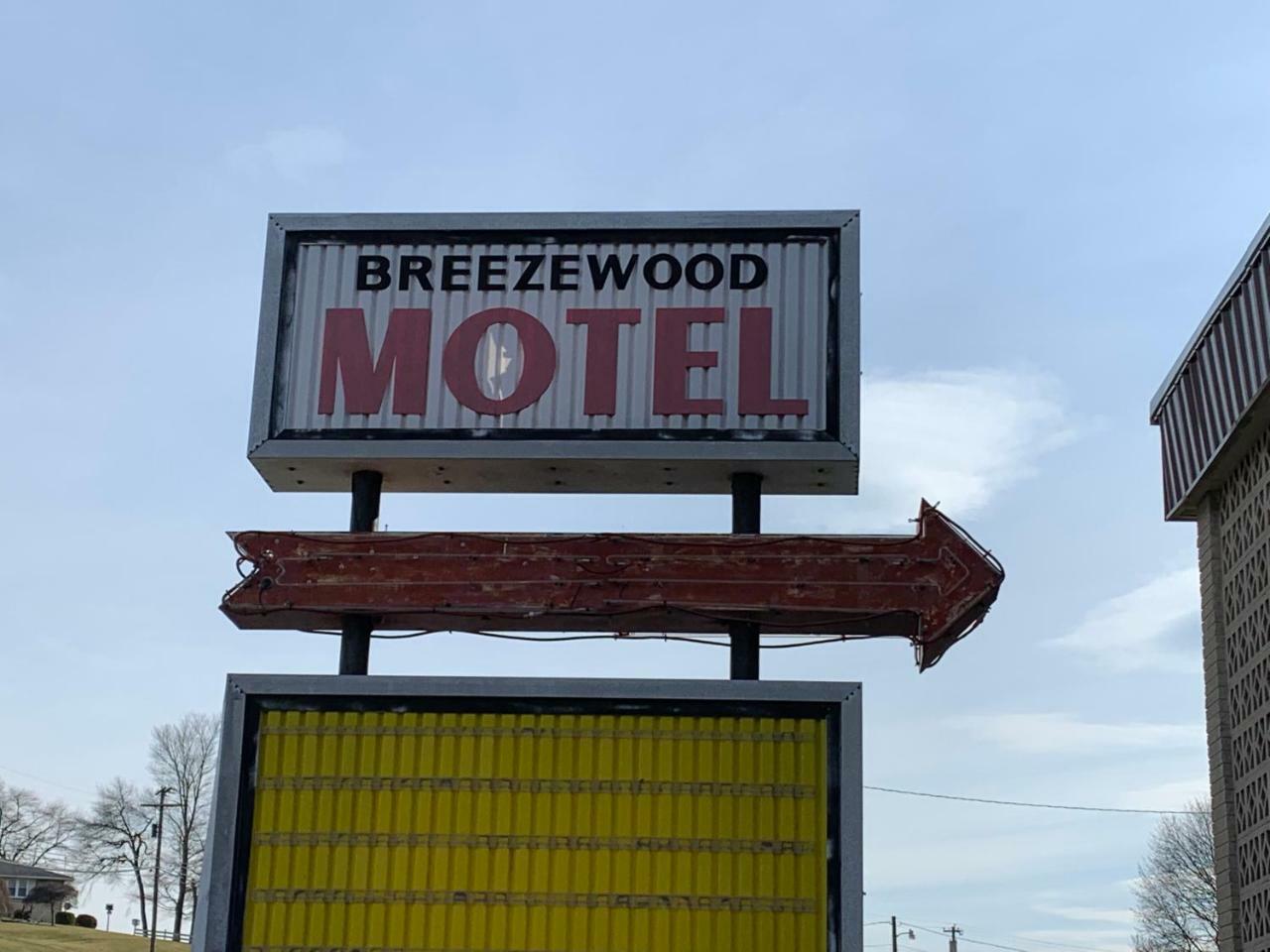 Sonrise Inn Lincoln Hwy By Oyo Breezewood 外观 照片